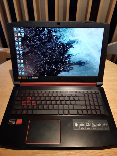 Laptop Acer Nitro 5 (AN515-52)