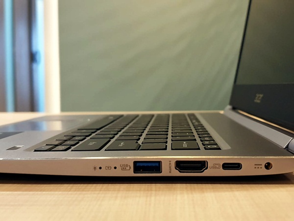  Port USB, port HDMI, port USB Type-C