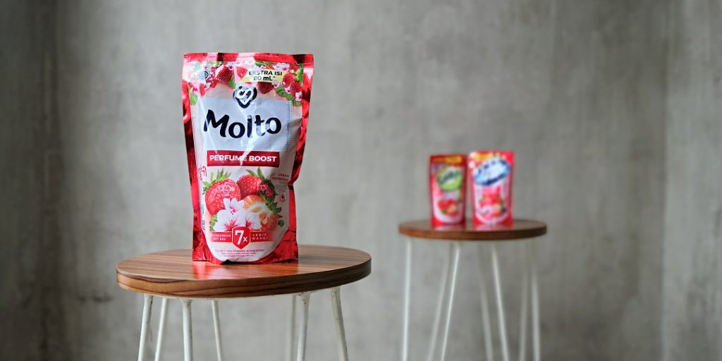 Foto produk Molto dengan smartphone